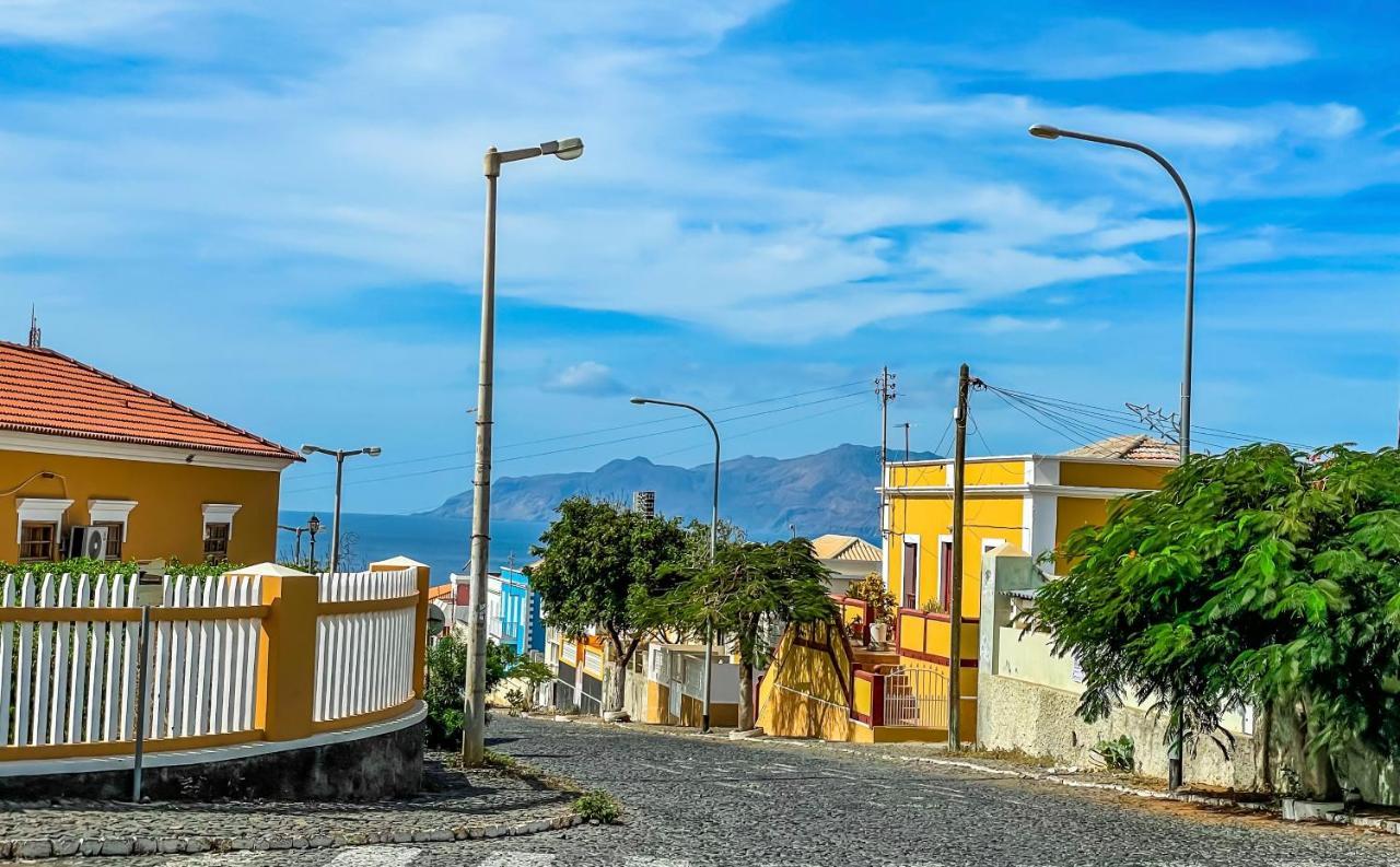 Cruzeiro Guest House São Filipe Exteriör bild